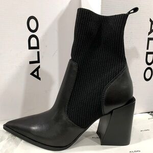 Women's Aldo Ganina size 6 black heel booties